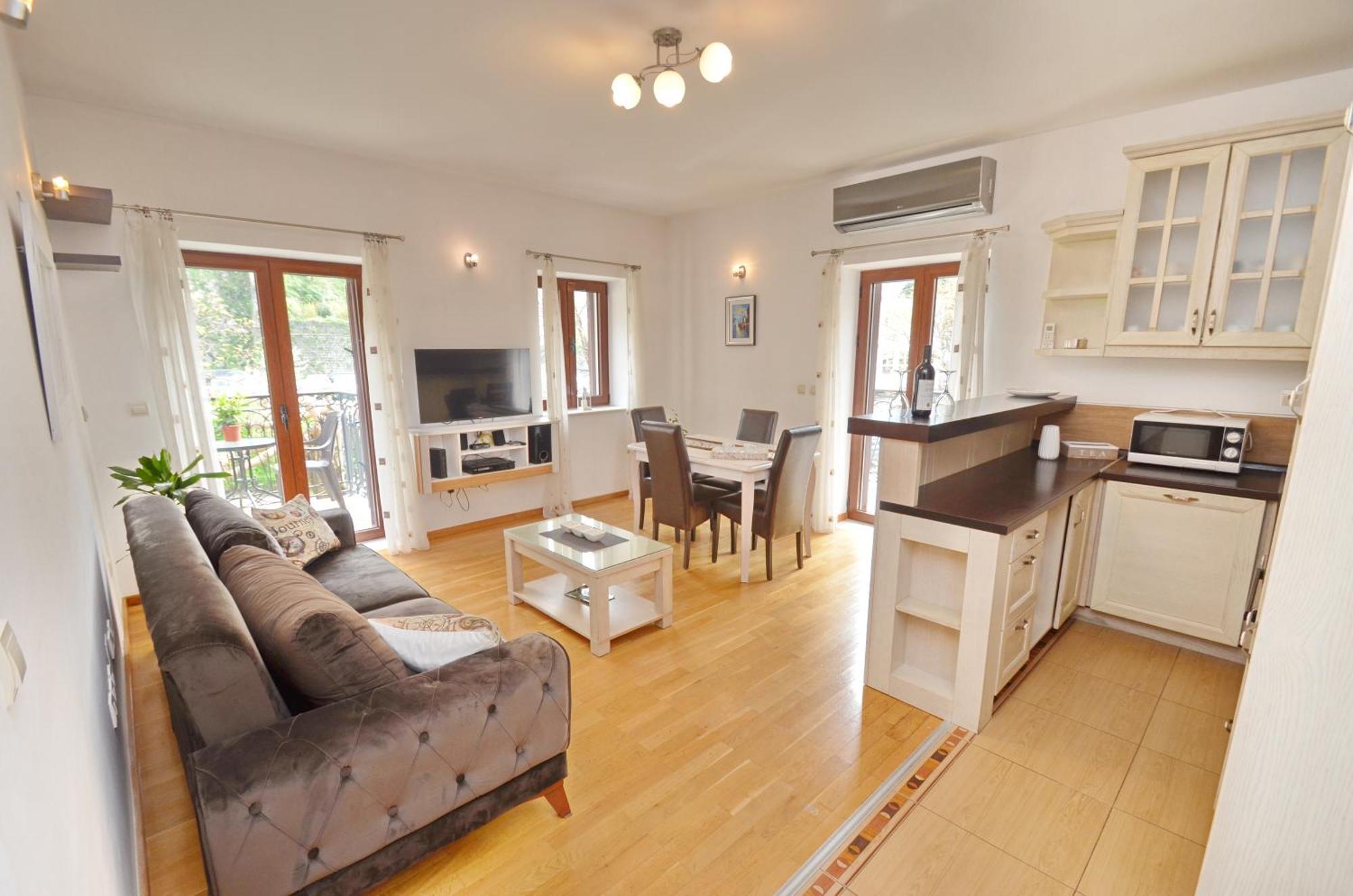 Fiumera Kotor Apartment Kültér fotó