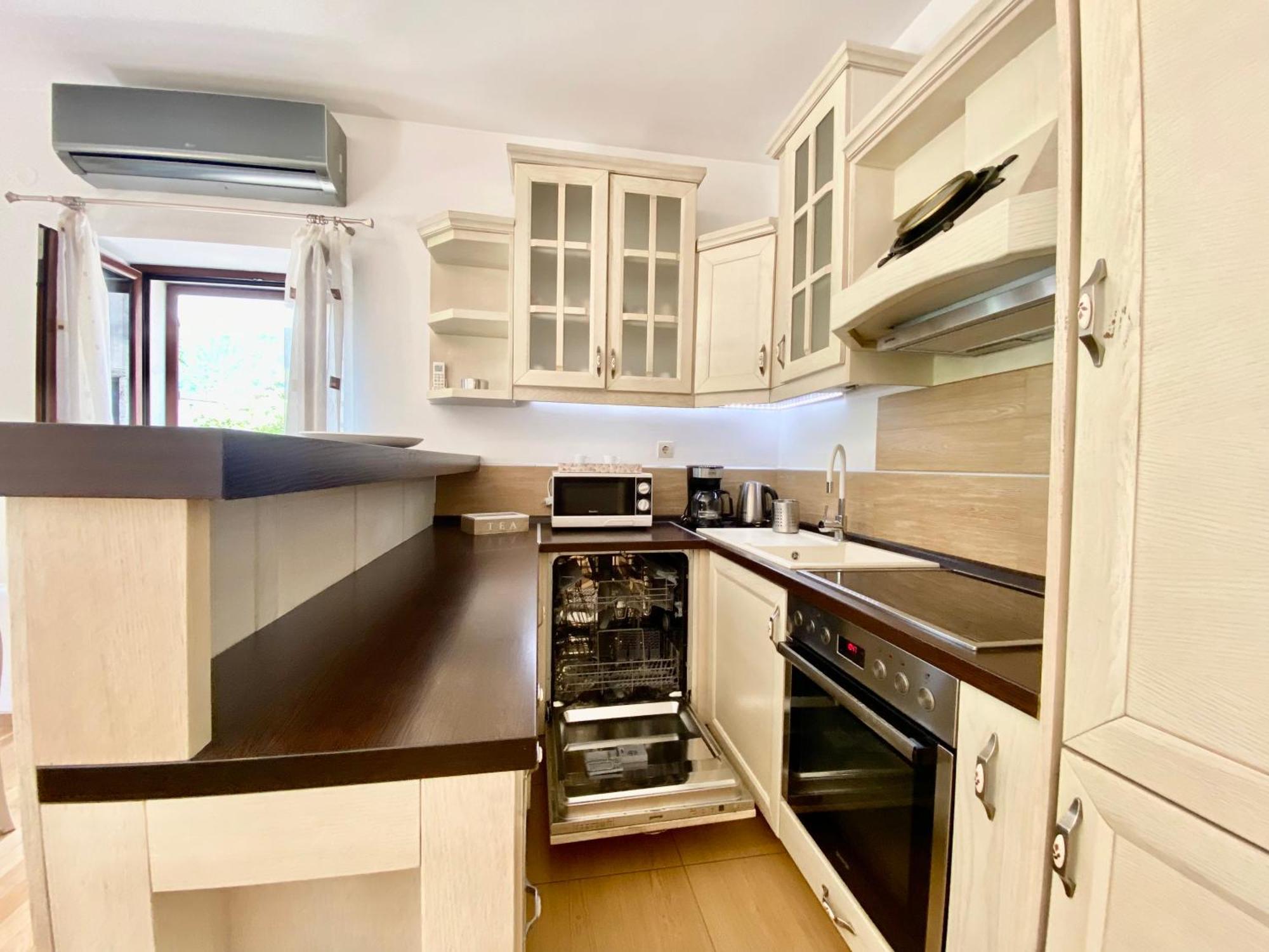 Fiumera Kotor Apartment Kültér fotó